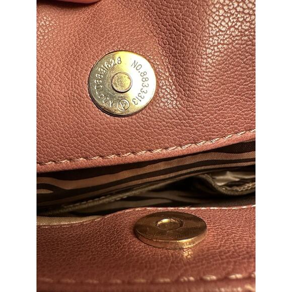 SAMOE STYLE ADJUSTABLE STRAP BUCKET PURSE Pink Leather Boho - Picture 5 of 16